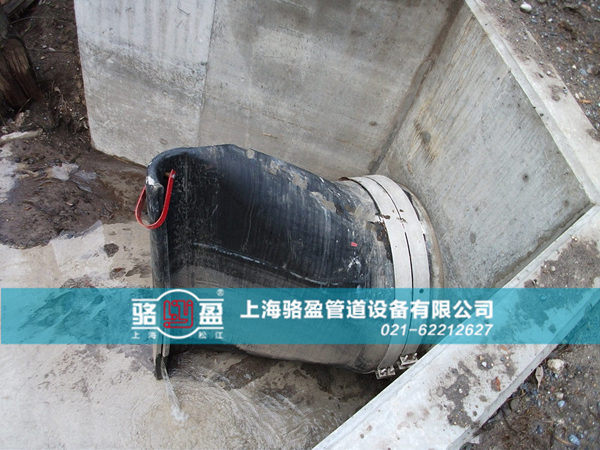 彎嘴法蘭式<a href=http://www.dessous.com.cn/ target=_blank class=infotextkey><a href=http://www.dessous.com.cn target=_blank class=infotextkey>鴨嘴閥</a></a>質(zhì)量